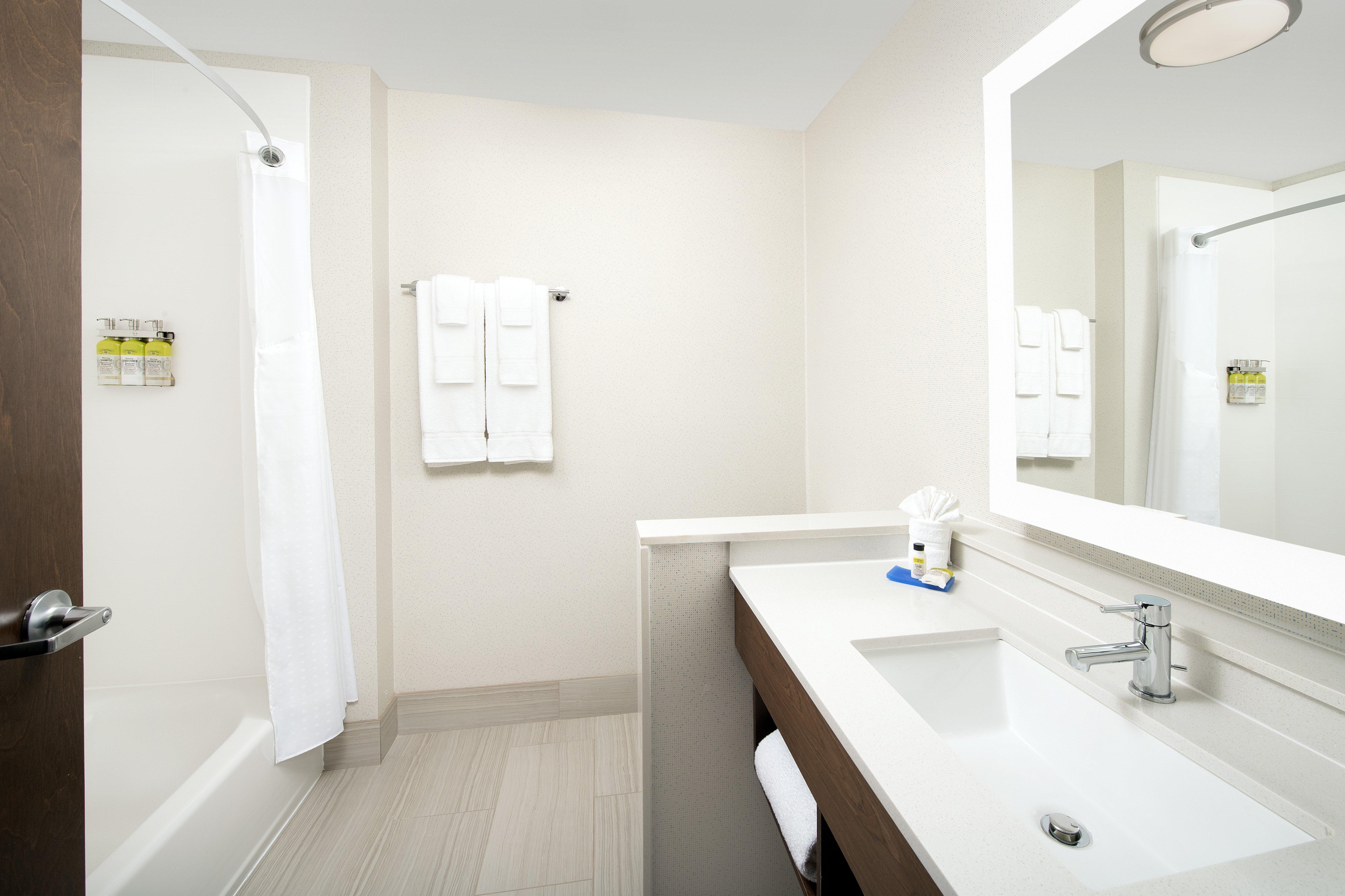 Holiday Inn Express & Suites - North Brunswick By Ihg Eksteriør billede