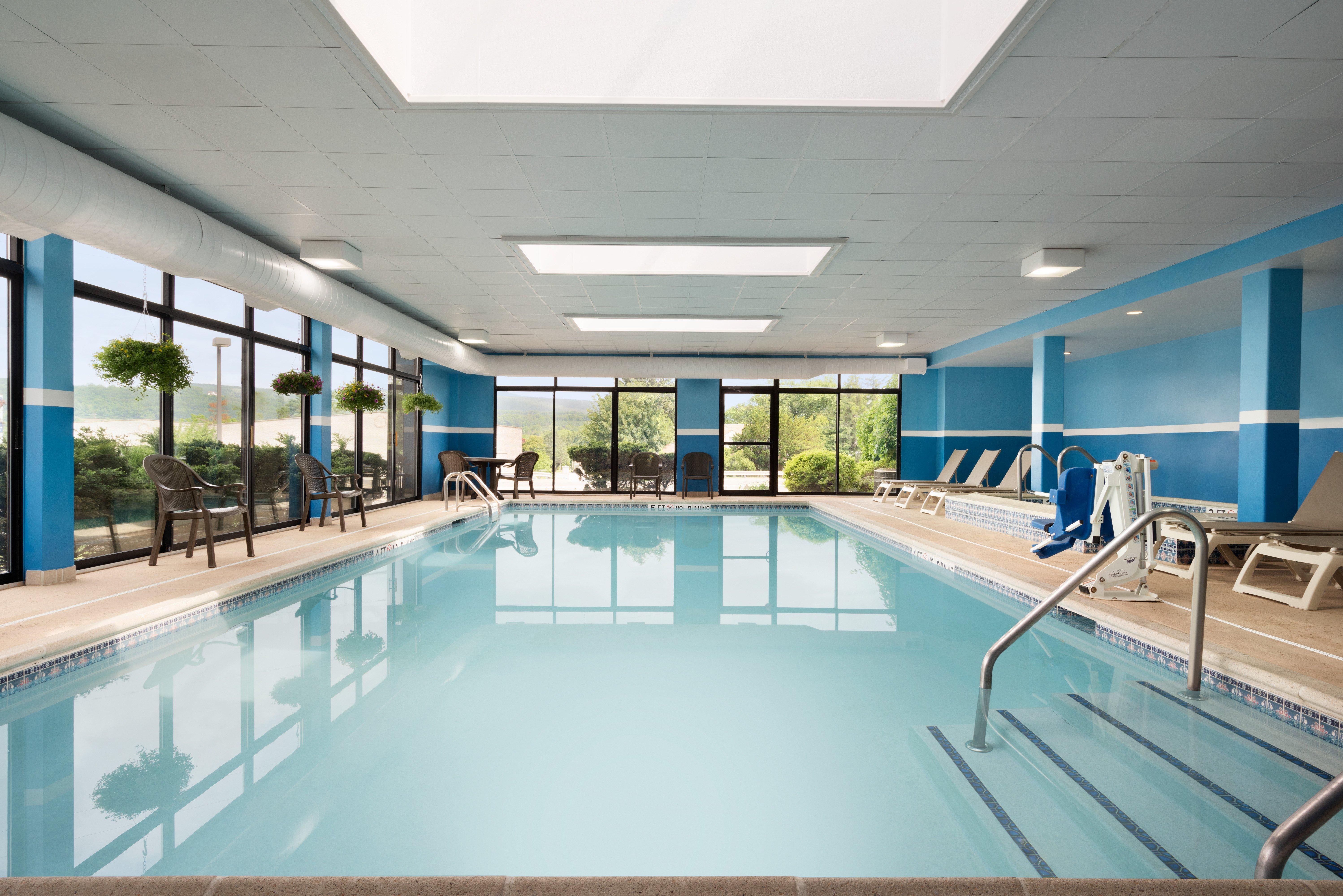 Holiday Inn Express & Suites - North Brunswick By Ihg Eksteriør billede